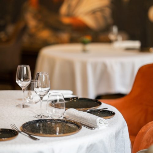 LA COUR DES CONSULS HOTEL & SPA - Dîner intuition gastronomique au restaurant Le Cénacle (1 étoile Michelin)